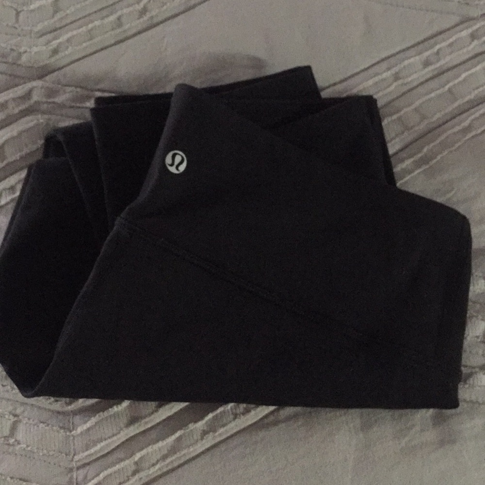 Black wunderunder crop leggings